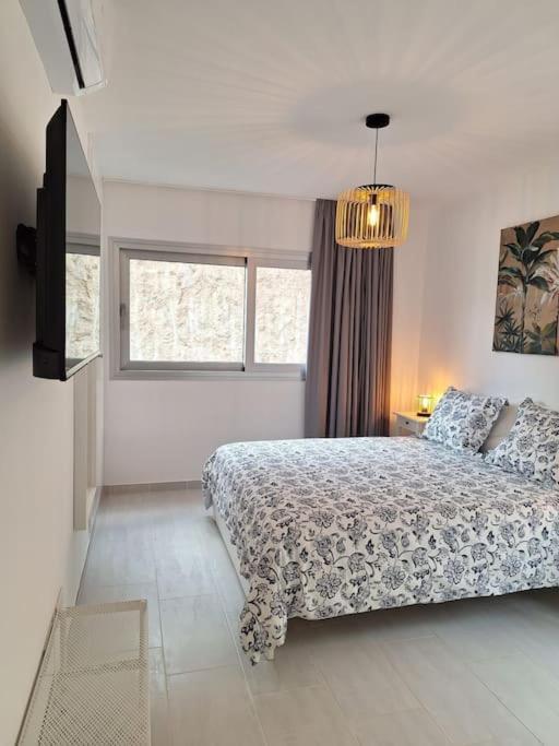 Malibu Mogan Secret Pool Villa - Piscina Privada Y Climatizada - Exclusive Heated Pool Ла-Плая-де-Тауро Экстерьер фото