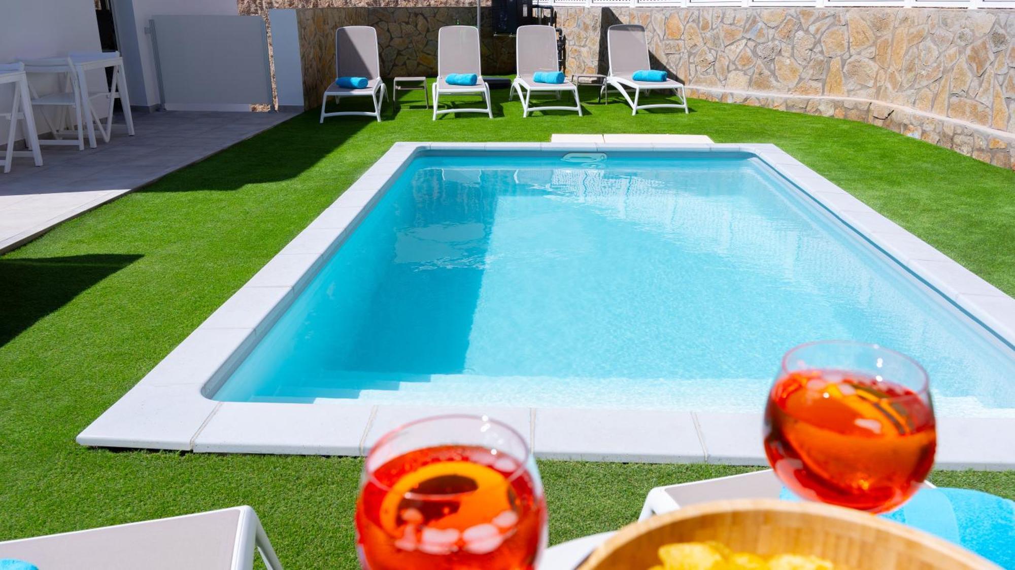 Malibu Mogan Secret Pool Villa - Piscina Privada Y Climatizada - Exclusive Heated Pool Ла-Плая-де-Тауро Экстерьер фото