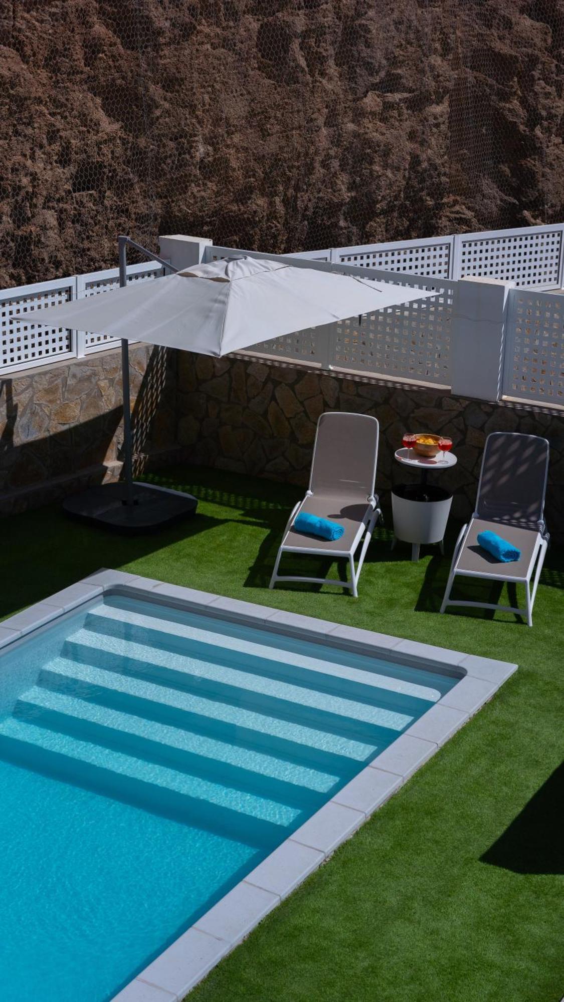 Malibu Mogan Secret Pool Villa - Piscina Privada Y Climatizada - Exclusive Heated Pool Ла-Плая-де-Тауро Экстерьер фото